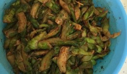 爆料炸菜腌制方法视频