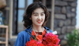 娱乐吃瓜女艺人进团,吃瓜女艺人华丽转身，加盟热门团体